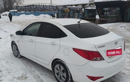 Hyundai Solaris II рестайлинг, 2015 год, 780 000 рублей, 6 фотография