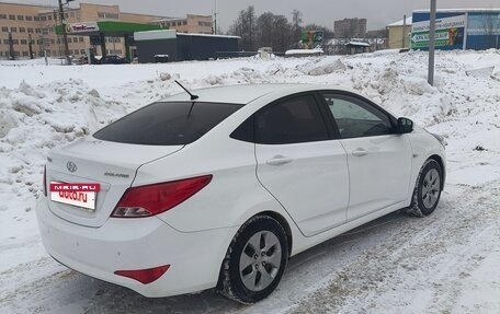 Hyundai Solaris II рестайлинг, 2015 год, 780 000 рублей, 4 фотография