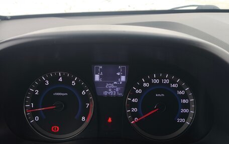 Hyundai Solaris II рестайлинг, 2015 год, 780 000 рублей, 15 фотография