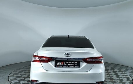 Toyota Camry, 2023 год, 3 697 000 рублей, 6 фотография