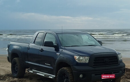 Toyota Tundra II, 2007 год, 2 400 000 рублей, 1 фотография