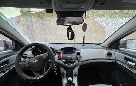 Chevrolet Cruze II, 2011 год, 540 000 рублей, 8 фотография