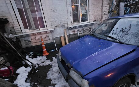 ИЖ 2126 «Ода», 2001 год, 43 000 рублей, 4 фотография