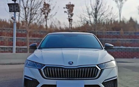 Skoda Octavia IV, 2021 год, 2 000 000 рублей, 2 фотография