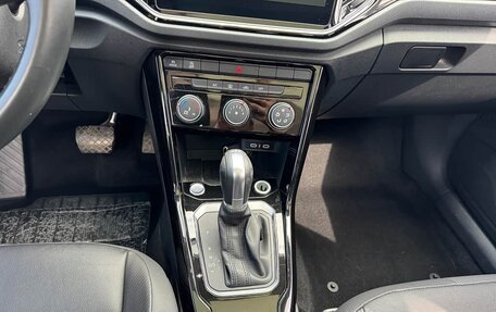 Volkswagen T-Roc I, 2022 год, 1 500 000 рублей, 12 фотография