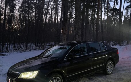 Skoda Superb III рестайлинг, 2013 год, 1 200 000 рублей, 2 фотография