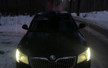 Skoda Superb III рестайлинг, 2013 год, 1 200 000 рублей, 9 фотография