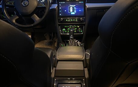 Skoda Superb III рестайлинг, 2013 год, 1 200 000 рублей, 4 фотография