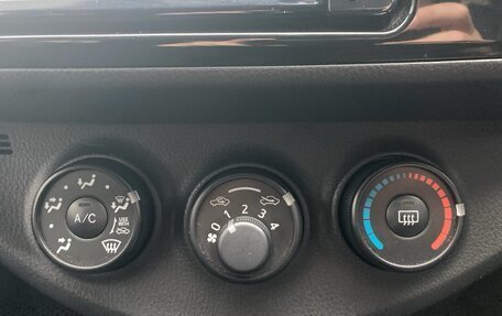 Toyota Vitz, 2017 год, 950 000 рублей, 5 фотография