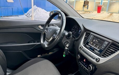 Hyundai Solaris II рестайлинг, 2018 год, 1 370 000 рублей, 7 фотография