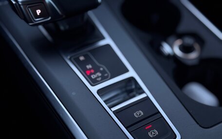 Audi A6, 2019 год, 4 750 000 рублей, 25 фотография