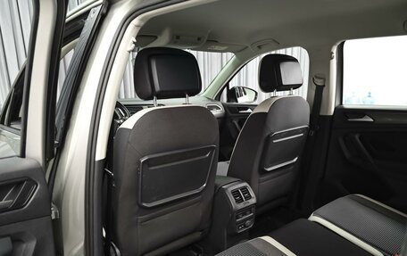 Volkswagen Tiguan II, 2019 год, 2 599 000 рублей, 11 фотография