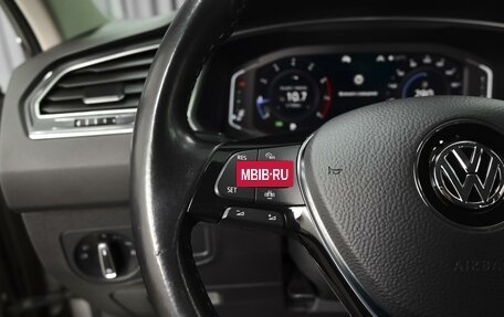 Volkswagen Tiguan II, 2019 год, 2 599 000 рублей, 18 фотография