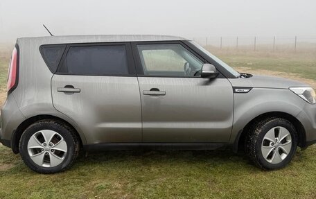 KIA Soul II рестайлинг, 2016 год, 1 000 000 рублей, 4 фотография