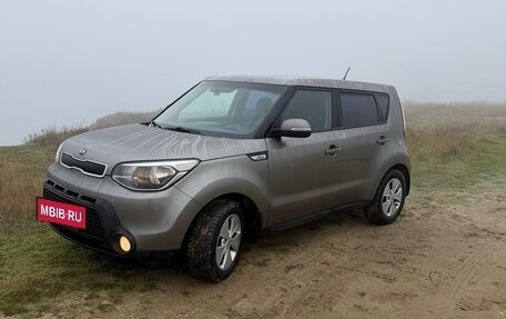 KIA Soul II рестайлинг, 2016 год, 1 000 000 рублей, 3 фотография