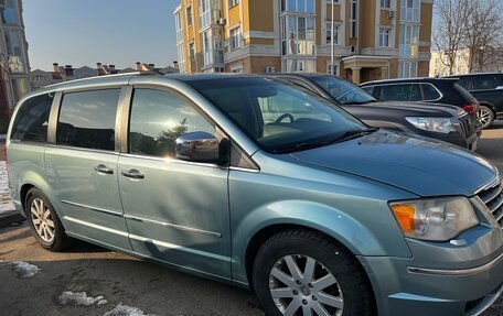 Chrysler Voyager IV, 2008 год, 1 100 000 рублей, 4 фотография