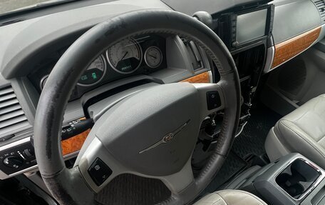 Chrysler Voyager IV, 2008 год, 1 100 000 рублей, 7 фотография