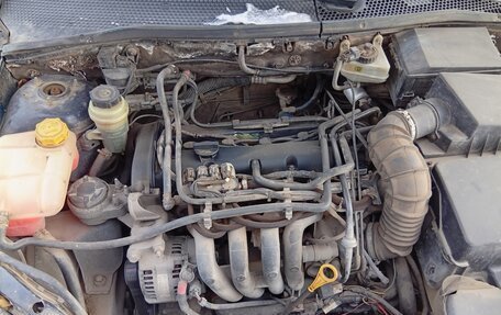 Ford Focus IV, 2004 год, 240 000 рублей, 10 фотография