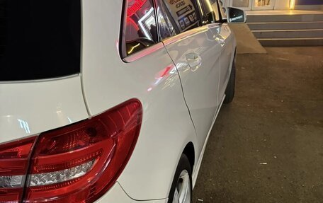 Mercedes-Benz B-Класс, 2012 год, 1 300 000 рублей, 2 фотография