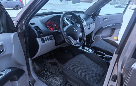 Mitsubishi L200 IV рестайлинг, 2011 год, 1 200 000 рублей, 5 фотография