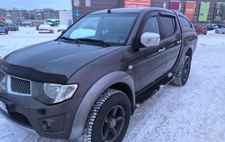 Mitsubishi L200 IV рестайлинг, 2011 год, 1 200 000 рублей, 3 фотография