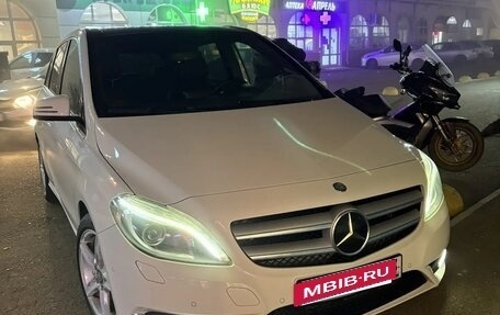 Mercedes-Benz B-Класс, 2012 год, 1 300 000 рублей, 5 фотография