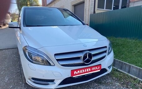 Mercedes-Benz B-Класс, 2012 год, 1 300 000 рублей, 6 фотография