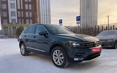 Volkswagen Tiguan II, 2020 год, 3 990 000 рублей, 5 фотография