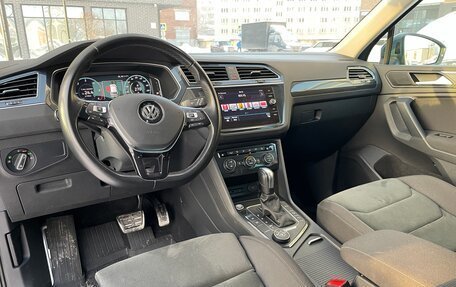 Volkswagen Tiguan II, 2020 год, 3 990 000 рублей, 18 фотография