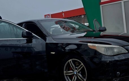 BMW 5 серия, 2004 год, 800 000 рублей, 5 фотография