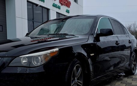 BMW 5 серия, 2004 год, 800 000 рублей, 3 фотография