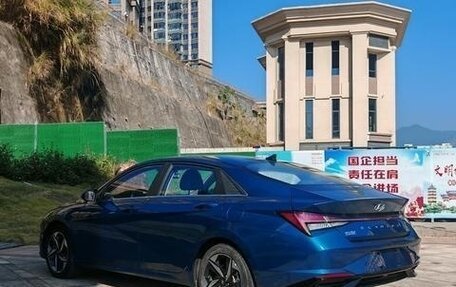 Hyundai Elantra, 2022 год, 1 690 000 рублей, 4 фотография