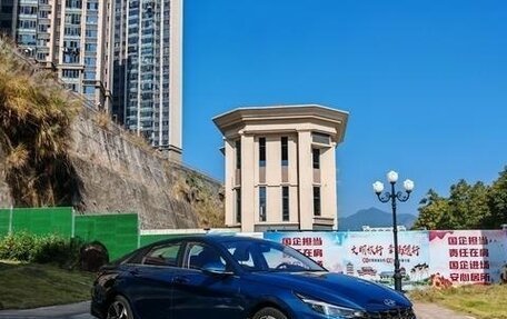 Hyundai Elantra, 2022 год, 1 690 000 рублей, 3 фотография