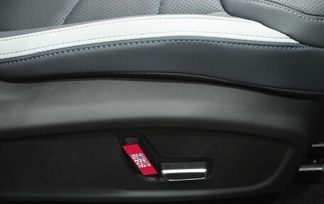 Geely Atlas, 2025 год, 3 970 990 рублей, 21 фотография