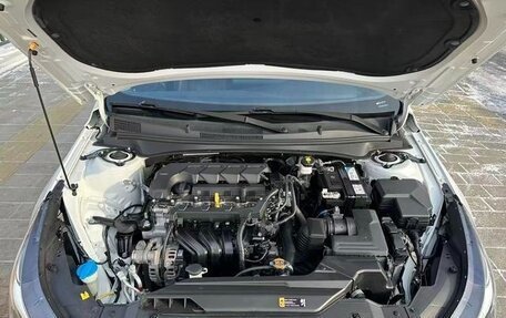 Hyundai Elantra, 2021 год, 1 690 000 рублей, 8 фотография