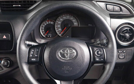 Toyota Vitz, 2019 год, 1 469 000 рублей, 15 фотография