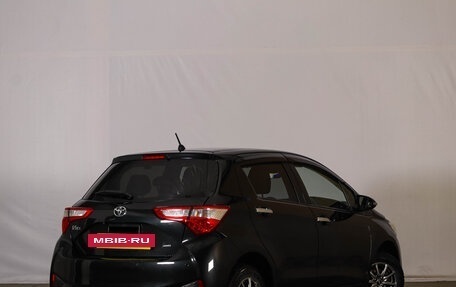 Toyota Vitz, 2019 год, 1 469 000 рублей, 5 фотография