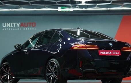 BMW 5 серия, 2024 год, 8 590 000 рублей, 2 фотография