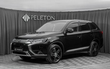 Mitsubishi Outlander III рестайлинг 3, 2019 год, 2 420 000 рублей, 1 фотография