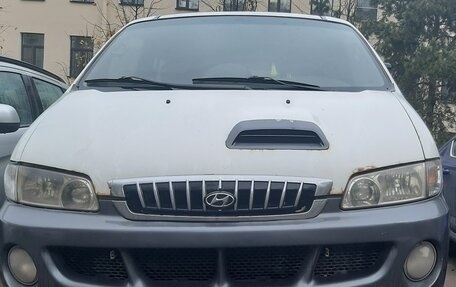 Hyundai Starex I рестайлинг, 2002 год, 750 000 рублей, 10 фотография