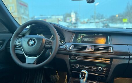 BMW 7 серия, 2013 год, 1 949 000 рублей, 10 фотография