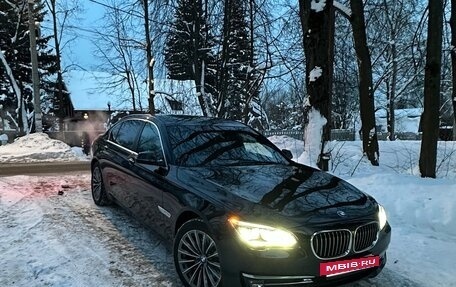 BMW 7 серия, 2013 год, 1 949 000 рублей, 19 фотография