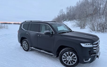 Toyota Land Cruiser, 2023 год, 13 200 000 рублей, 5 фотография