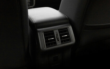 Mitsubishi Outlander III рестайлинг 3, 2019 год, 2 420 000 рублей, 15 фотография