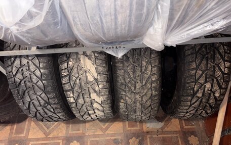 Toyota Land Cruiser Prado 150 рестайлинг 2, 2014 год, 2 850 000 рублей, 17 фотография