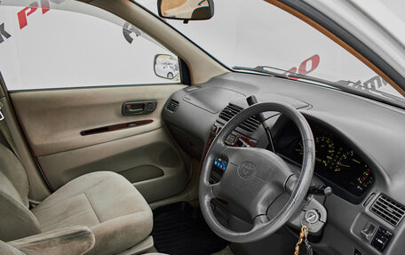 Toyota Gaia, 1999 год, 550 000 рублей, 11 фотография