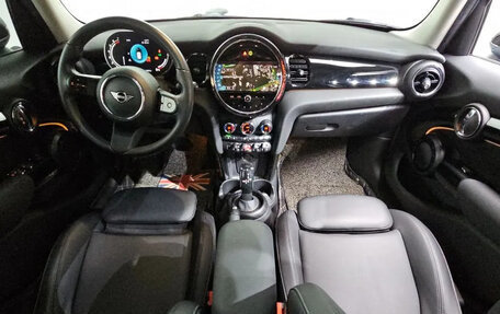 MINI Hatch, 2022 год, 2 742 335 рублей, 6 фотография