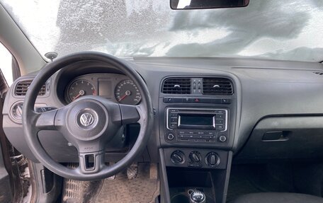 Volkswagen Polo VI (EU Market), 2015 год, 567 000 рублей, 14 фотография