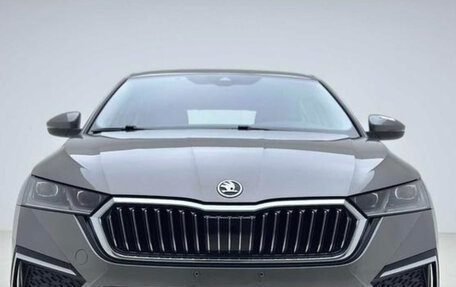 Skoda Octavia IV, 2021 год, 2 210 000 рублей, 2 фотография