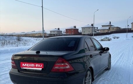 Mercedes-Benz C-Класс, 2005 год, 550 000 рублей, 5 фотография
